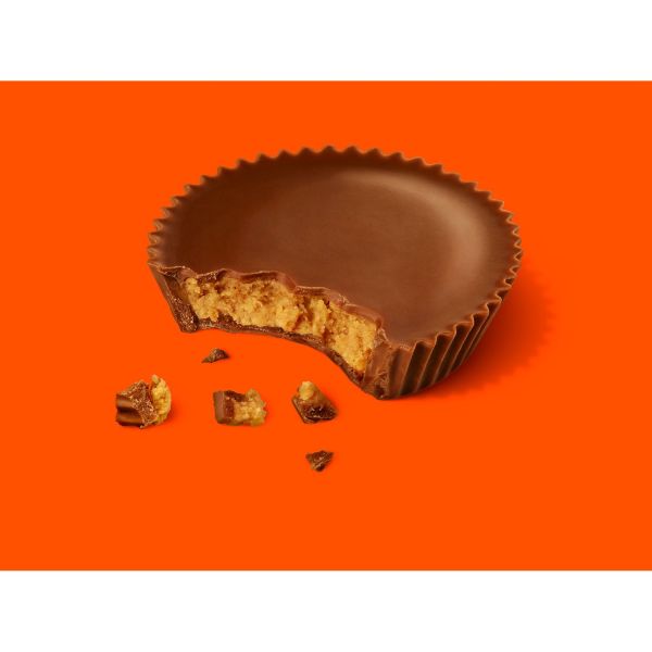 Meatball.ThatDailyDeal - EXTREME SGD -Over SEVEN POUNDS OF REESES! 3 ...
